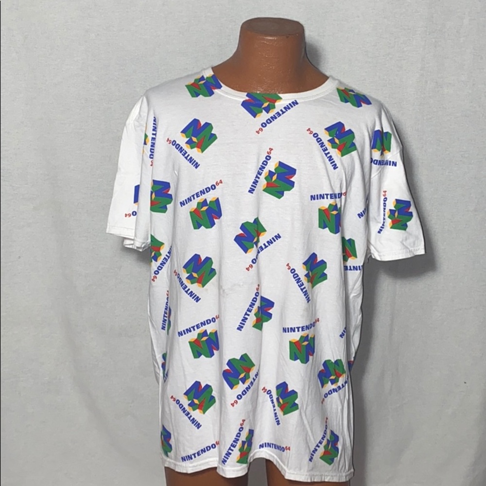 NINTENDO 64 White with logo men's Size XL